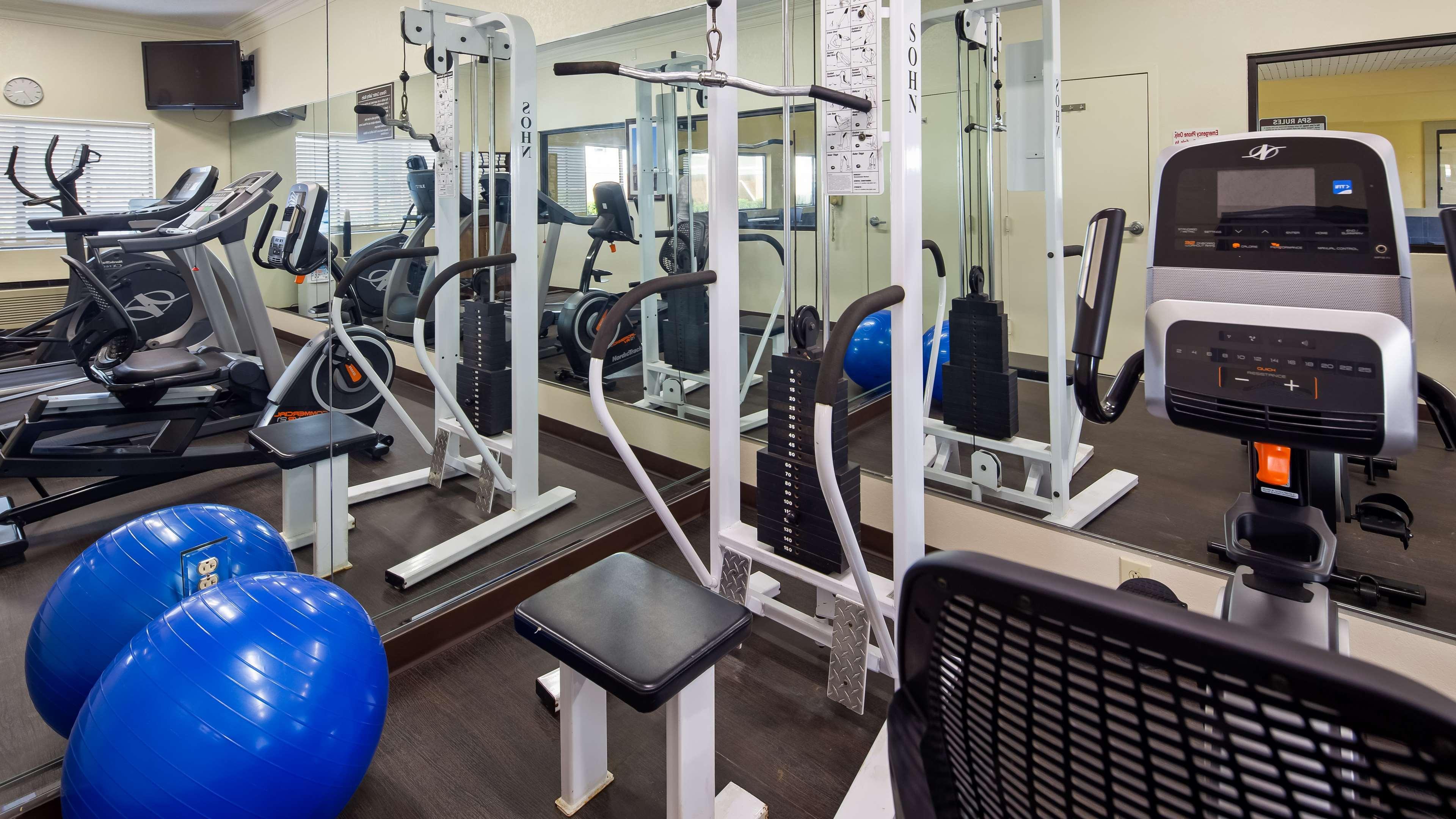 Best Western Inn & Suites Байрън Екстериор снимка